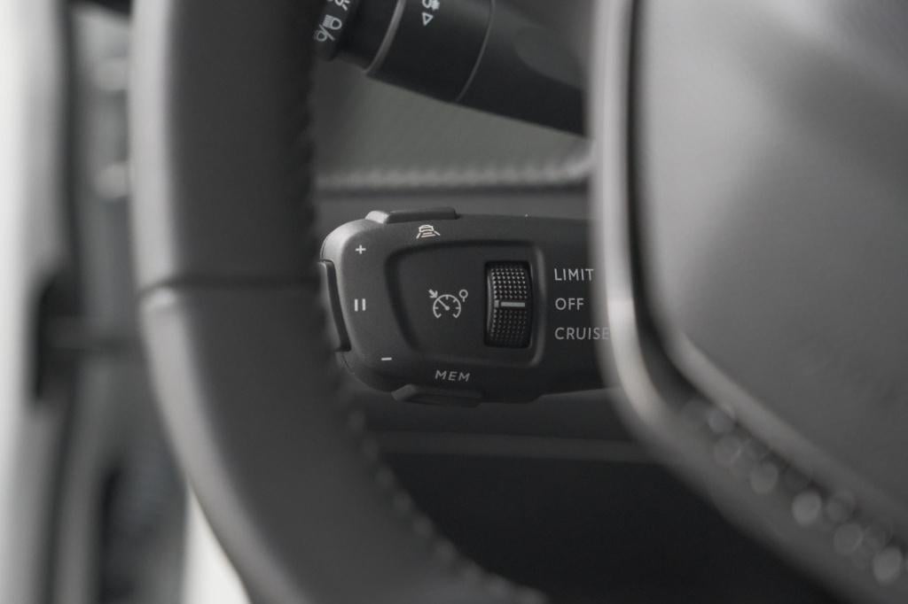 Peugeot 208 puretech 100 allure pack | camera | adaptieve cruise control | 