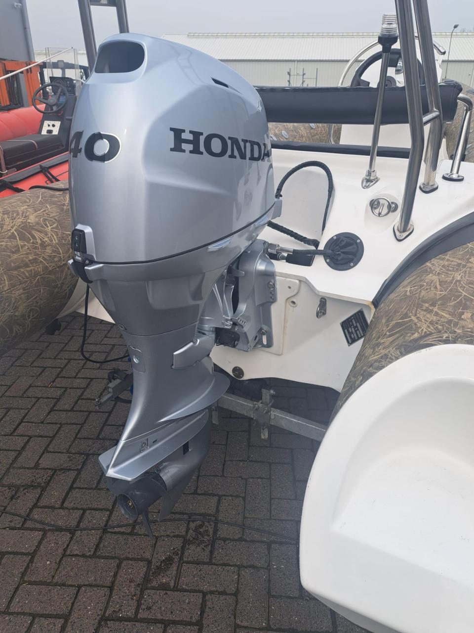 Profiteer nu!! Gratis montage van uw buitenboordmotor tot eind dit jaar.