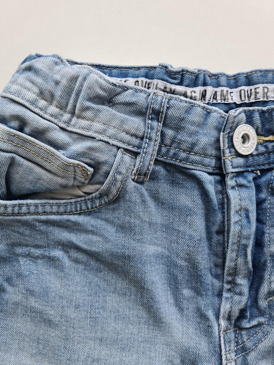 Stoere H&M & Denim spijkerbroek met trendy scheuren  maat 140