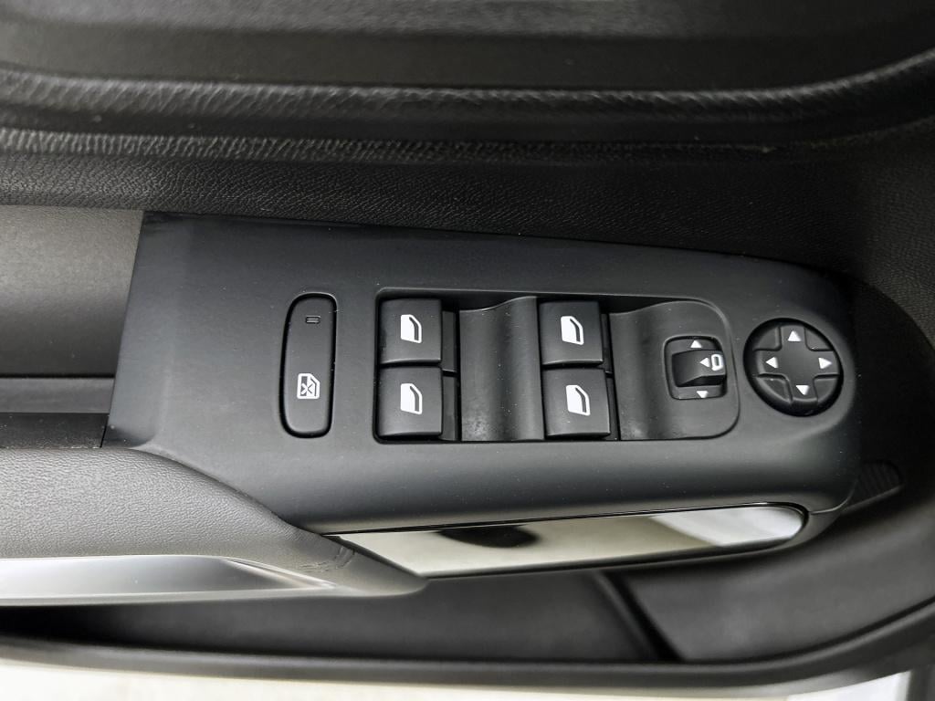 Citroen C5 Aircross 130 pk shine automaat | rijklaar | trekhaak | adaptive 
