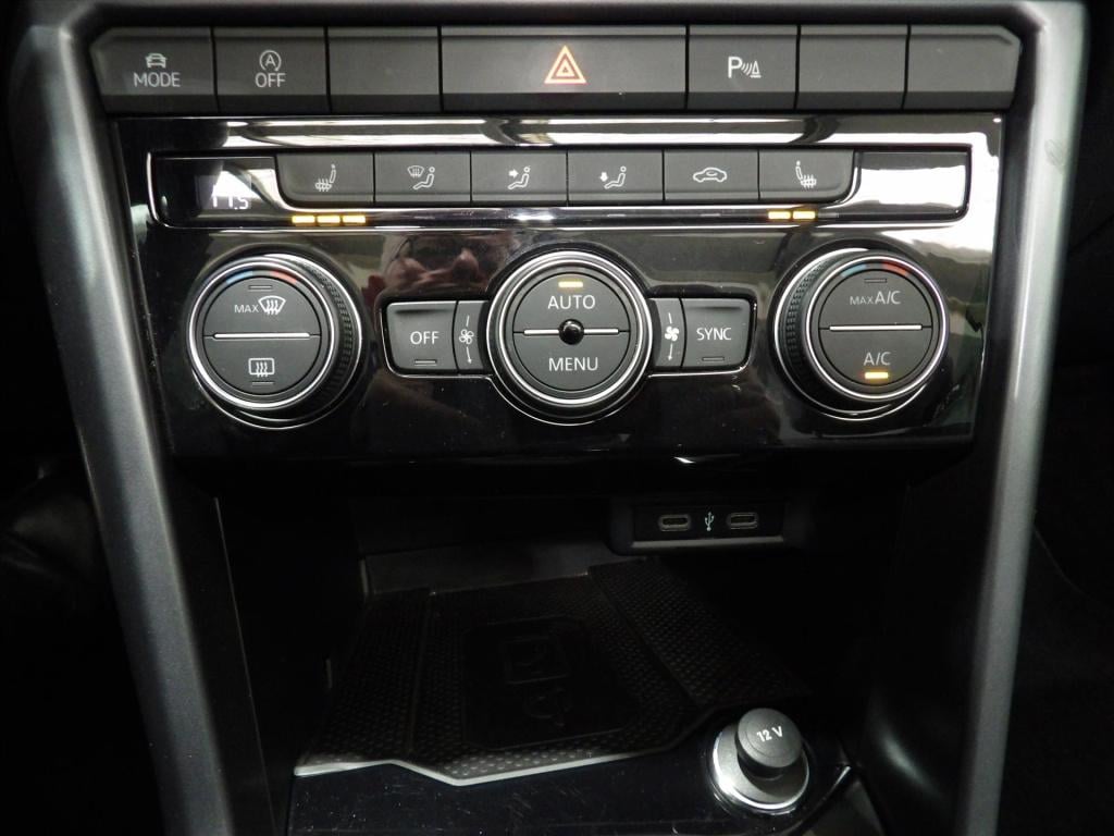 Volkswagen T-roc cabrio 1.5 tsi 150pk 7-dsg r-line