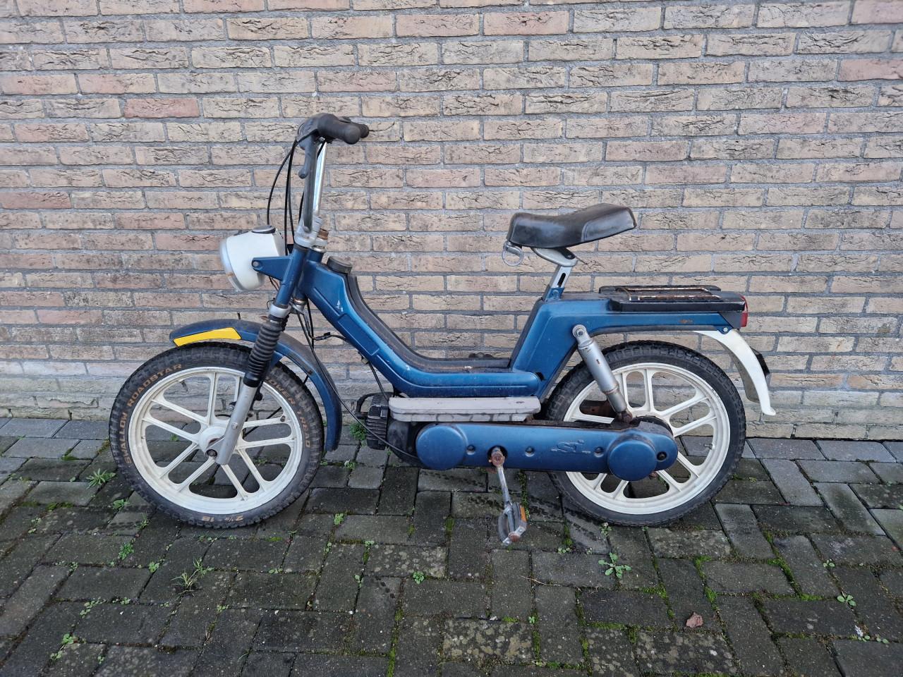 Vespa Si met kenteken
