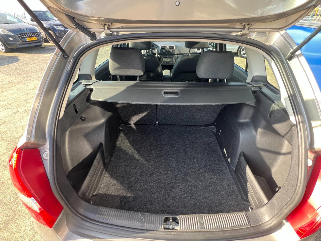 Skoda Fabia combi 1.4-16v ambition business line, airco, trekhaak enz...