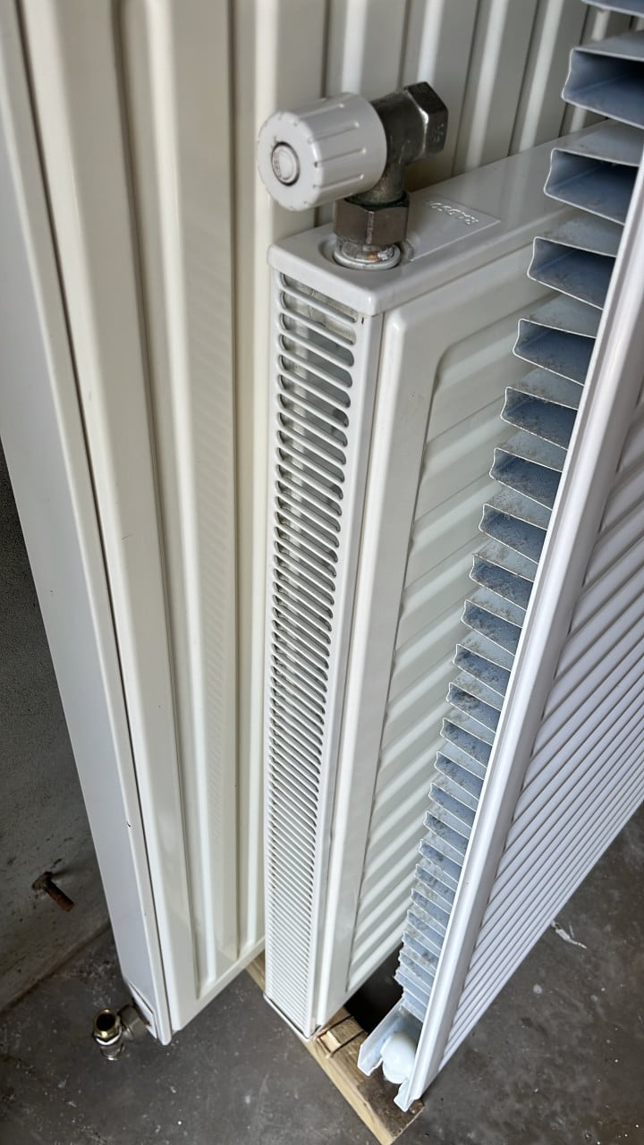 Radson Radiator met toebehoren
