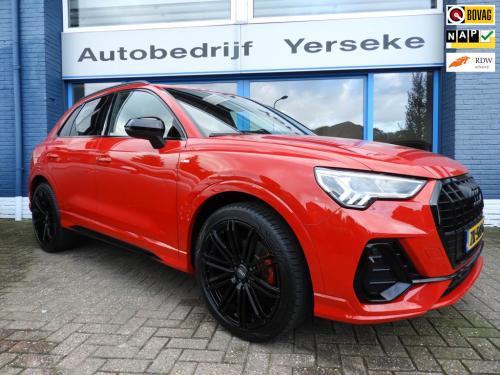 Audi Q3 35 tfsi s-line black optic nap trekhaak