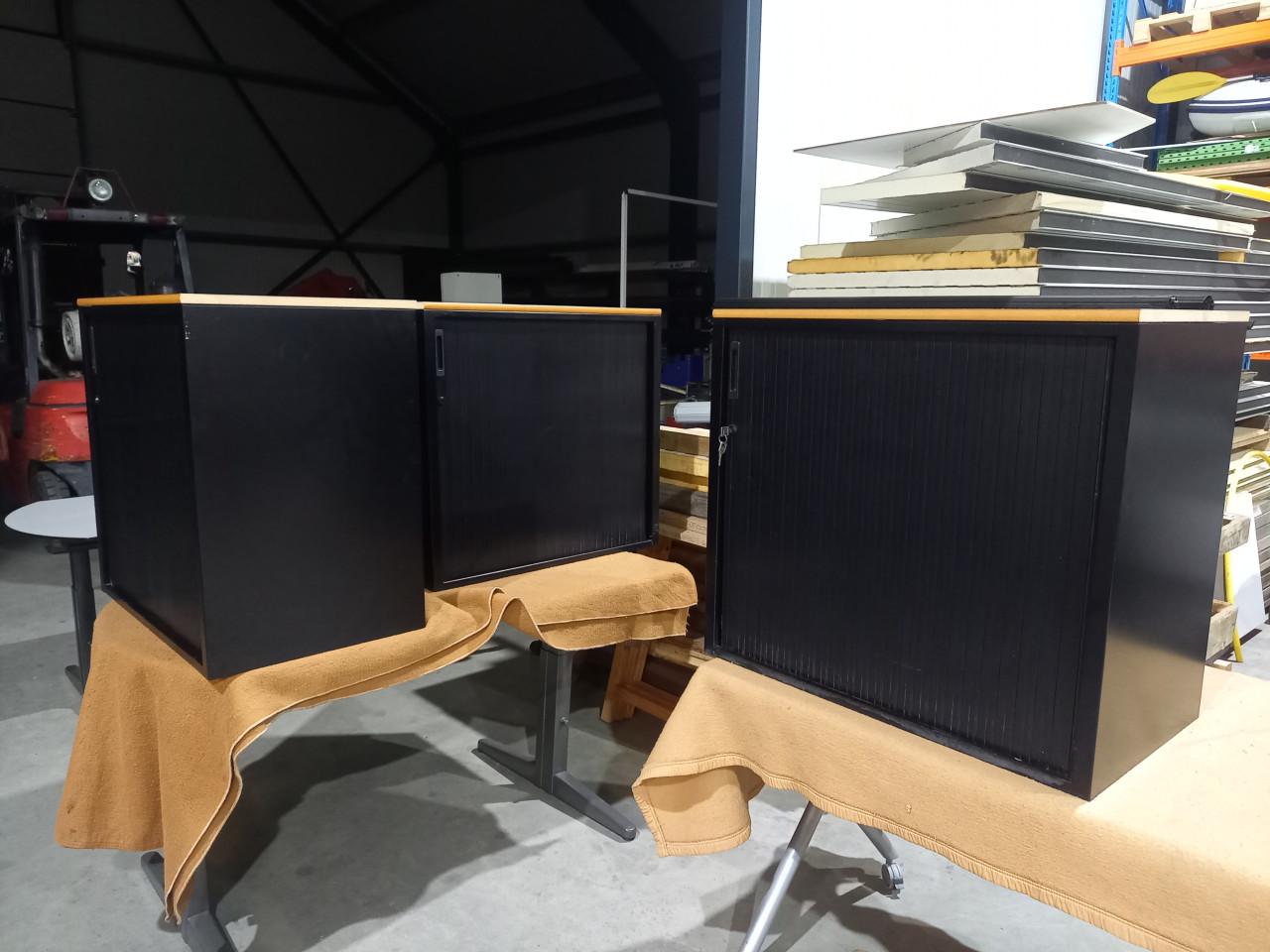 Roldeurkast archiefkast