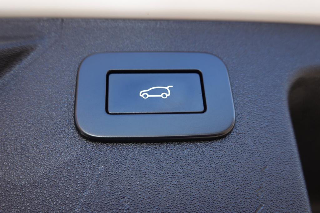 Land Rover Discovery p300e 1.5 r-dynamic hse