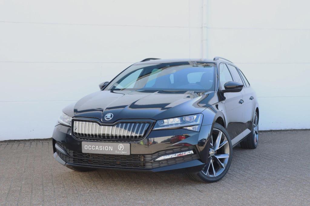 Skoda Superb combi 1.4 tsi iv sportline 218pk dsg6