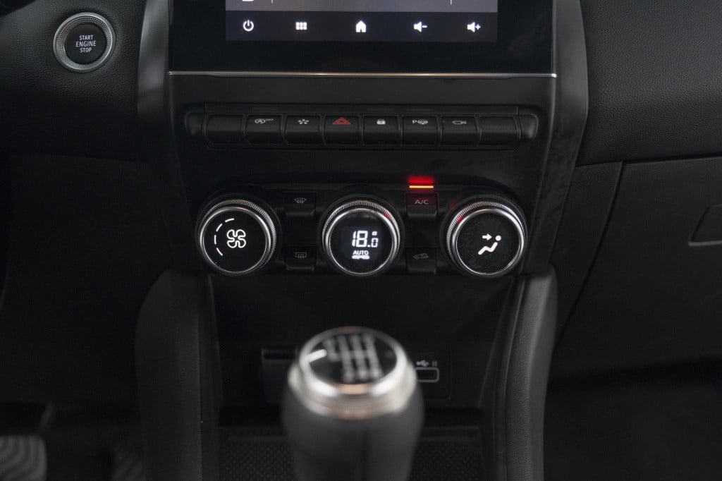 Renault Captur tce 90 techno | 360 camera | navigatie | 9.3 inch groot sche