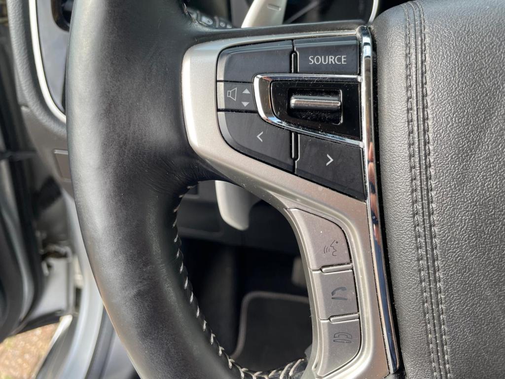 Mitsubishi Outlander 2.0 phev premium nieuwe accupakket met 30000km! soh 99