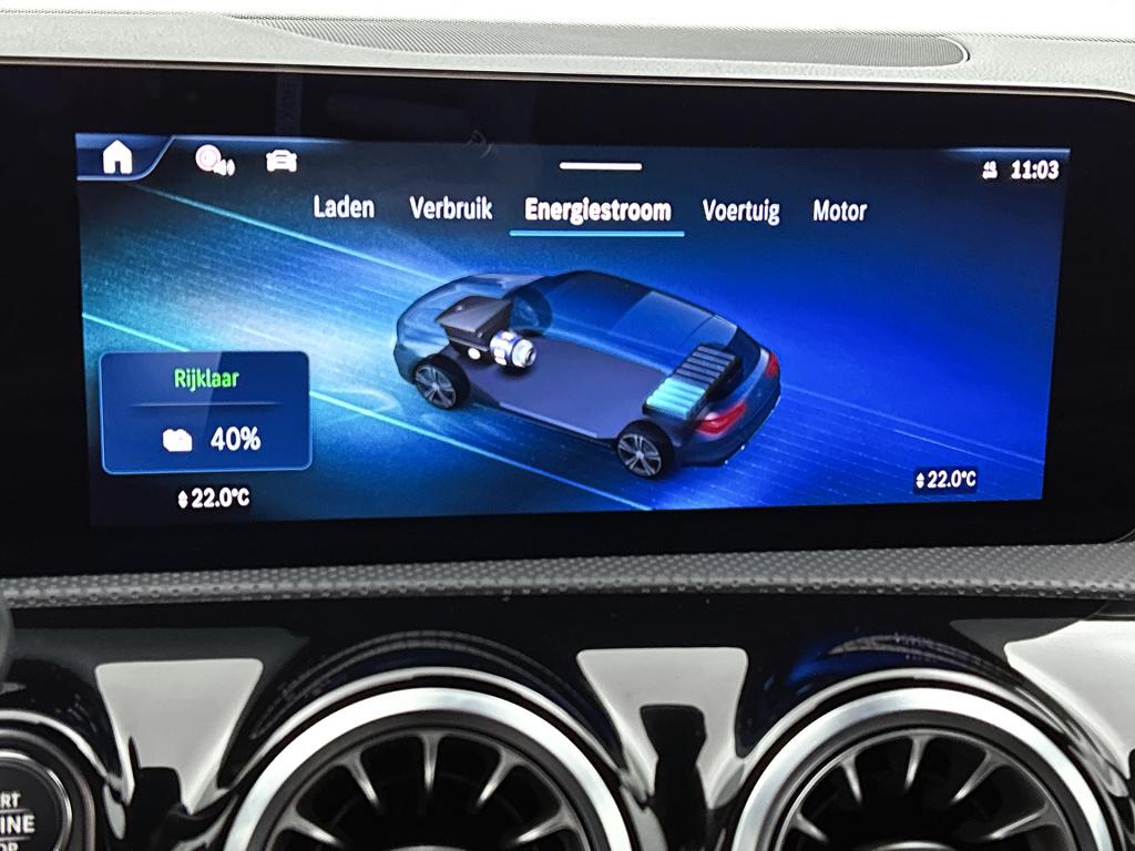 Mercedes-Benz Cla shooting brake 250 e amg plug-in hybride amg line | night