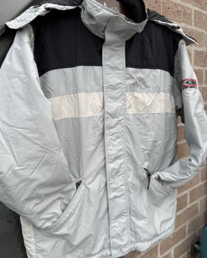 Hele mooie en goede O’Neill winterjas. Maat M maar valt als X/Xl.