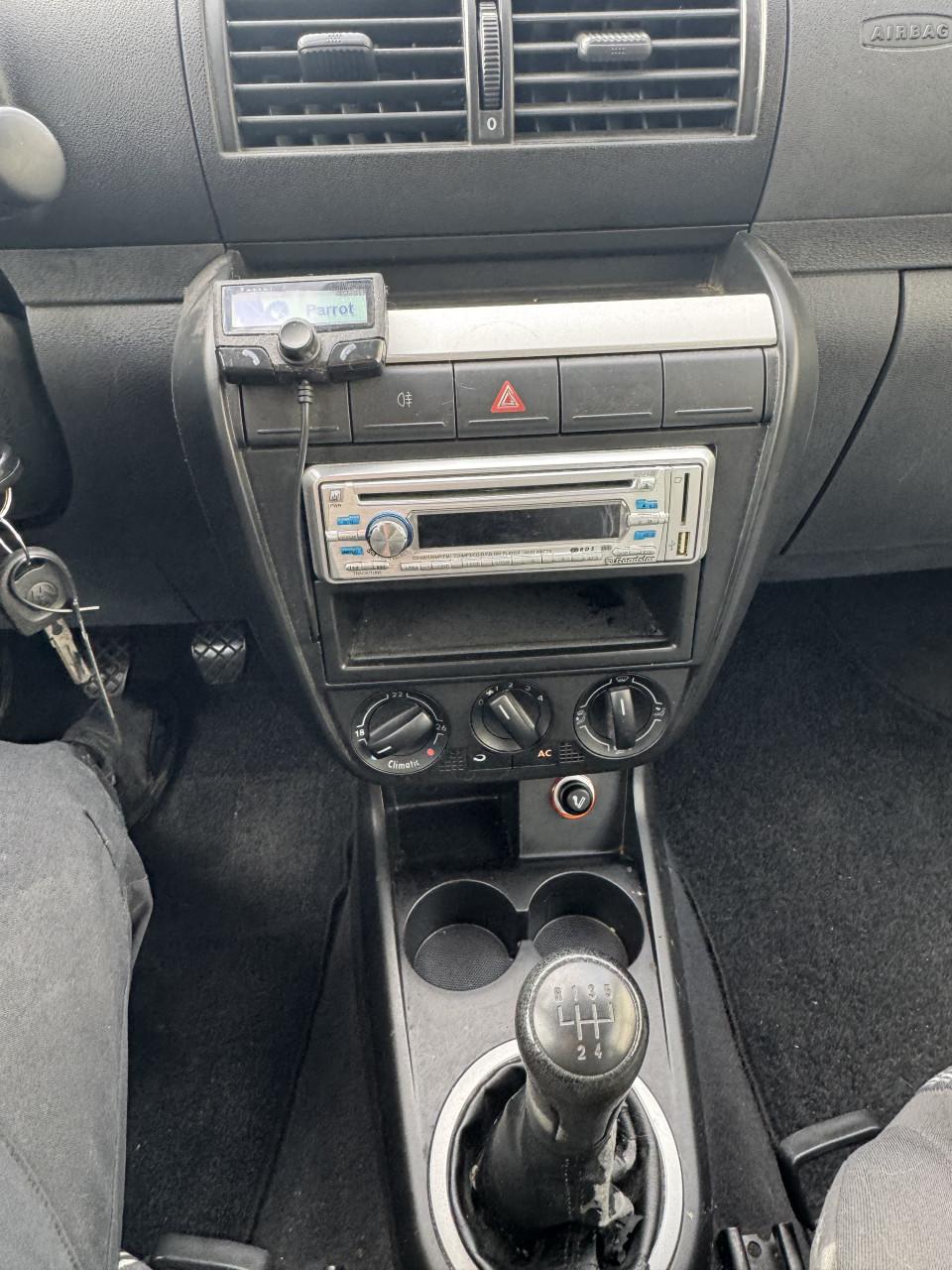 Volkswagen Fox 1.4 Trendline Bouwjaar 2006 AIRCO NAP ! ! !