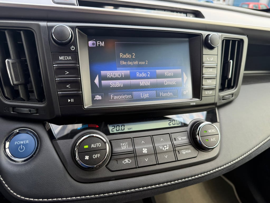 Toyota Rav4 2.5 hybrid style