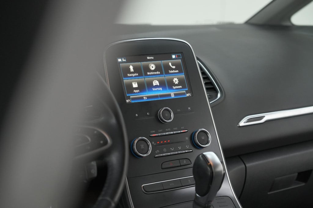 Renault Grand Scenic tce 140 edc intens | 7 zitplaatsen | trekhaak | camera