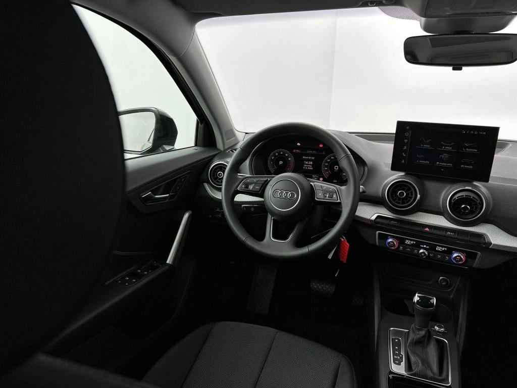 Audi Q2 pro line 35 tfsi 110 kw / 150 pk hatchback 7 versn