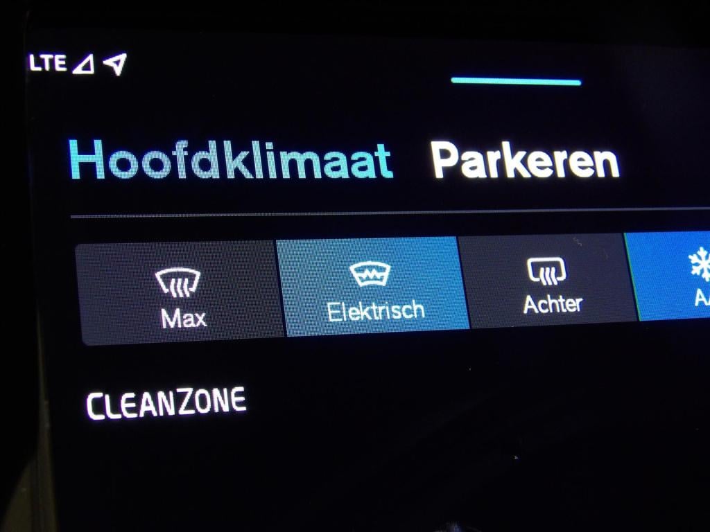 Volvo V60 t6 twin engine 398pk awd aut plus dark