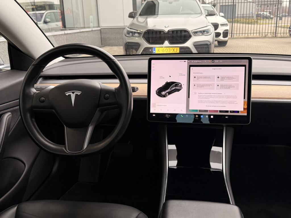 Tesla Model 3 long range awd 75 kwh | stoelverwarming v+a | pano | nomad te