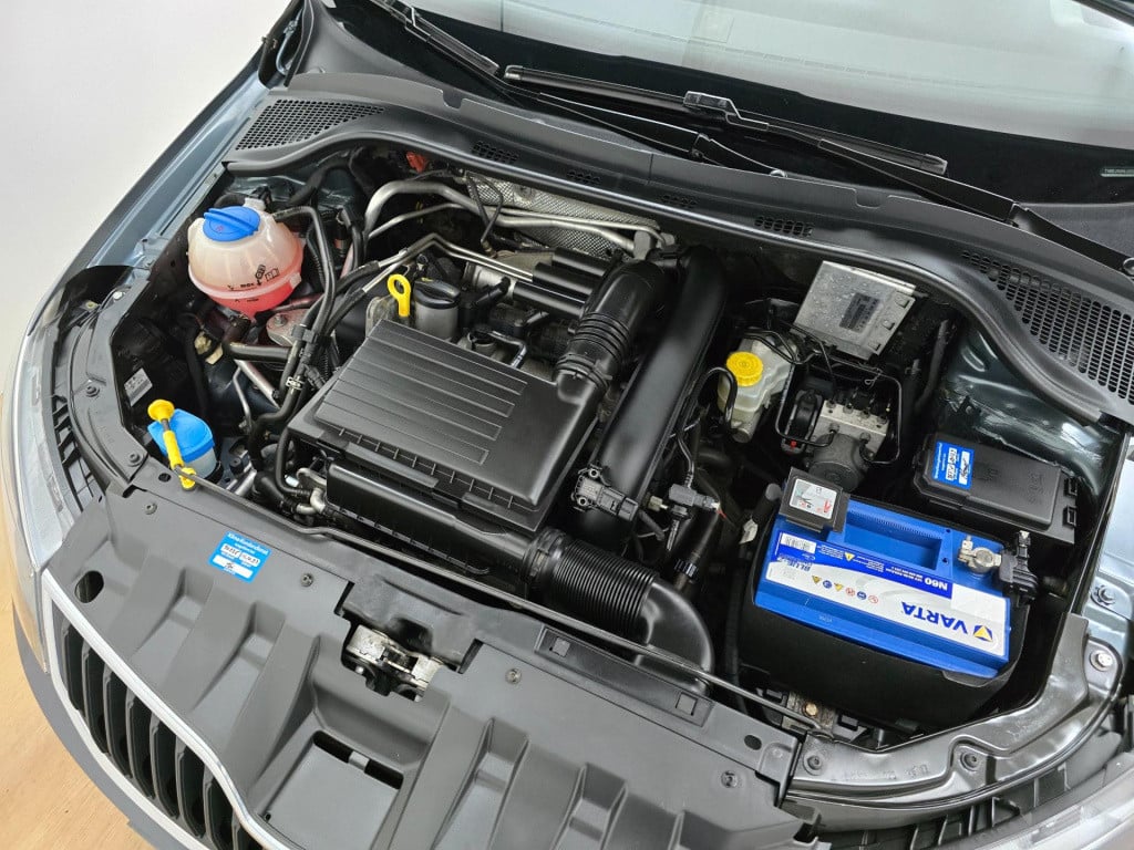 Skoda Fabia combi occasion 1.2 tsi style met cruisecontrol en bluetooth aud