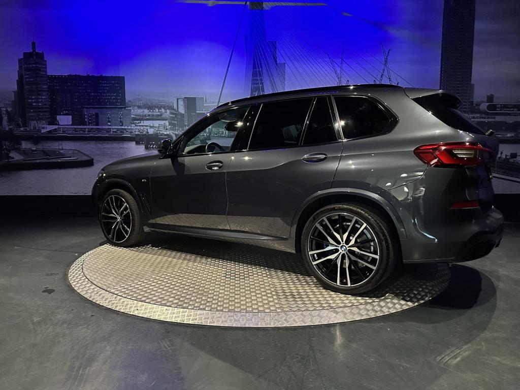 BMW X5 xdrive40i high executive *pano*harmankardon*memory*luchtvering*