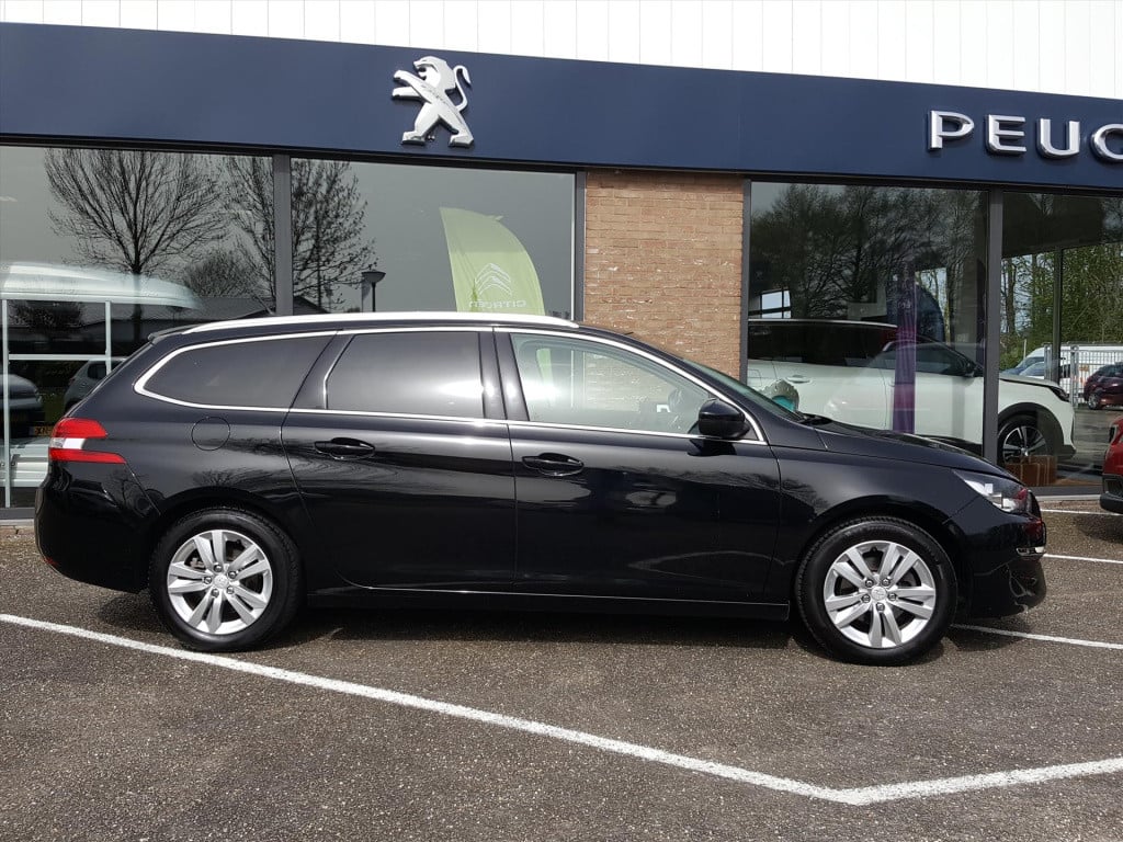 Peugeot 308 sw 1.2 pt-130pk s&s blue l. executive | navigatie | cruise & cl
