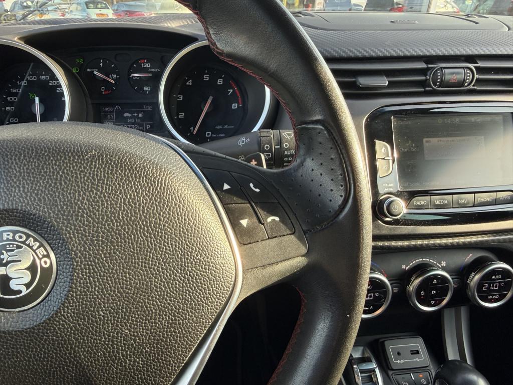 Alfa Romeo Giulietta 1.4 turbo multiair super | nl-auto | pano | leder | na