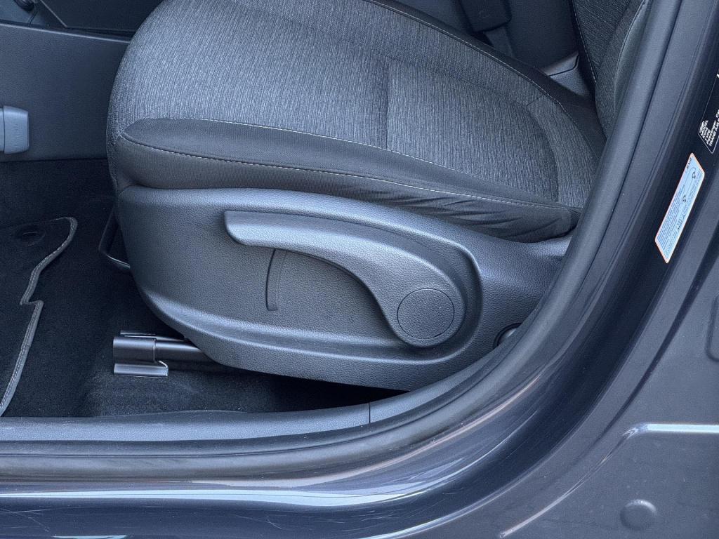 Hyundai Kona ev fashion 64 kwh soh 96%, 3-fase lader