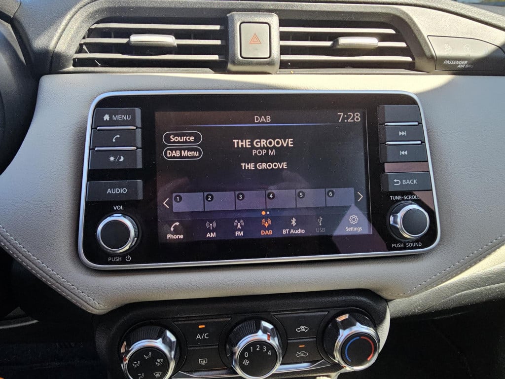 Nissan Micra 1.0 ig-t n-connecta