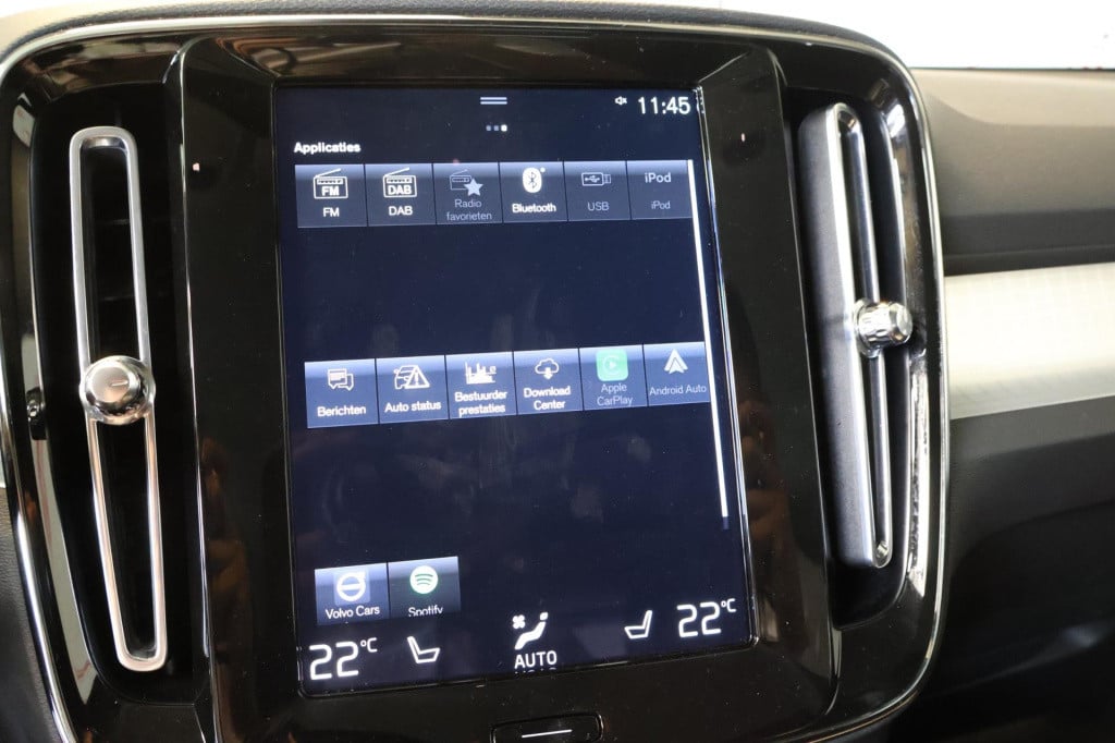 Volvo XC40 1.5 t5 recharge business pro nl auto, carplay, winterpack, keyle