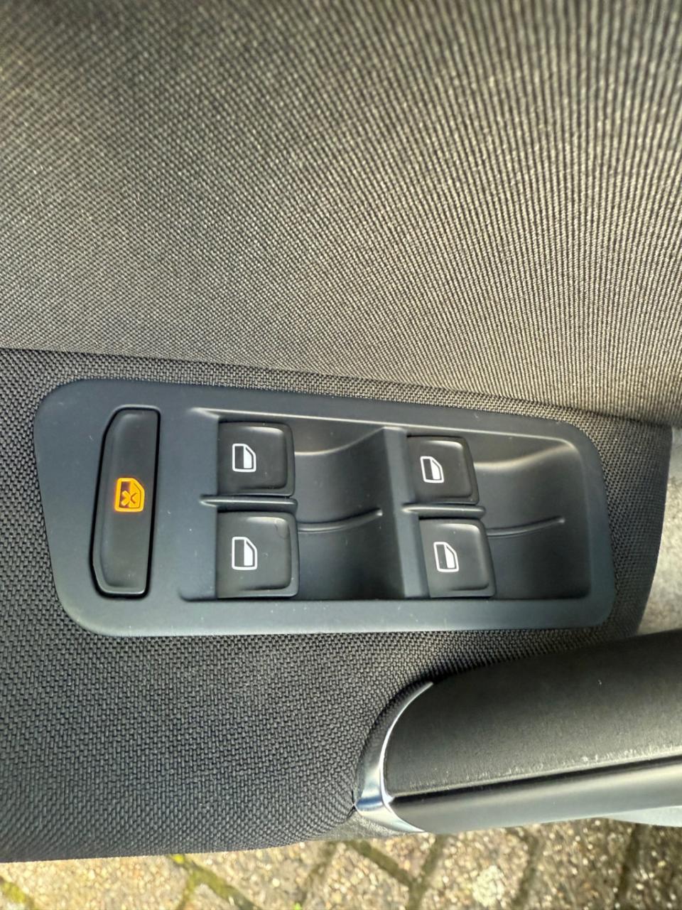 Volkswagen Golf 1.2 tsi business edition connected