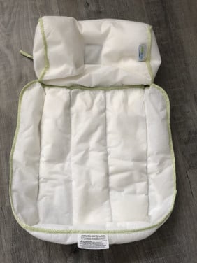 Drijvend badmatrasje van het merk: 'Delta Baby'...