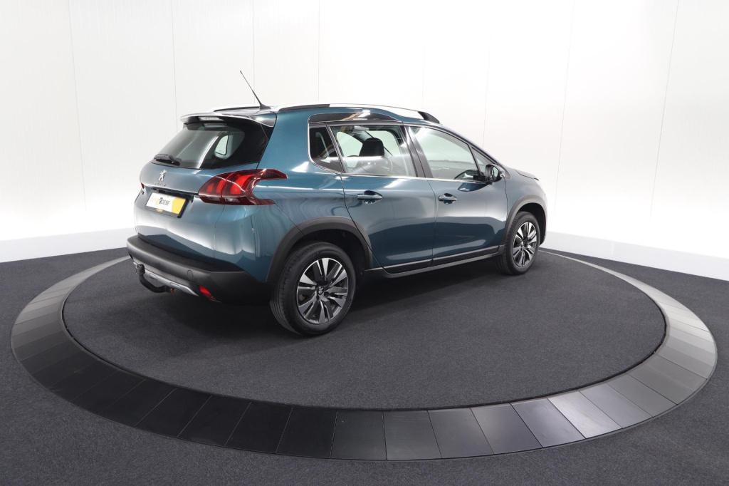 Peugeot 2008 puretech 110 allure | unieke kleur! | trekhaak | camera | appl