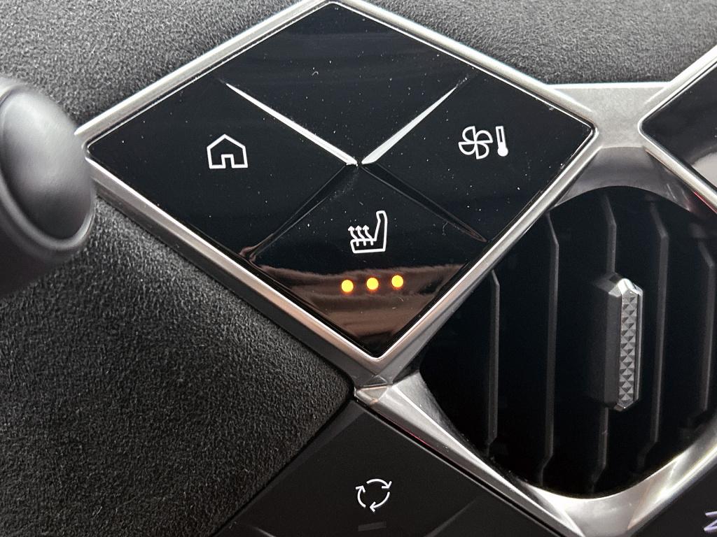 Ds Ds 3 e-tense performance line+ 54 kwh | head-up display | leder | stoelv