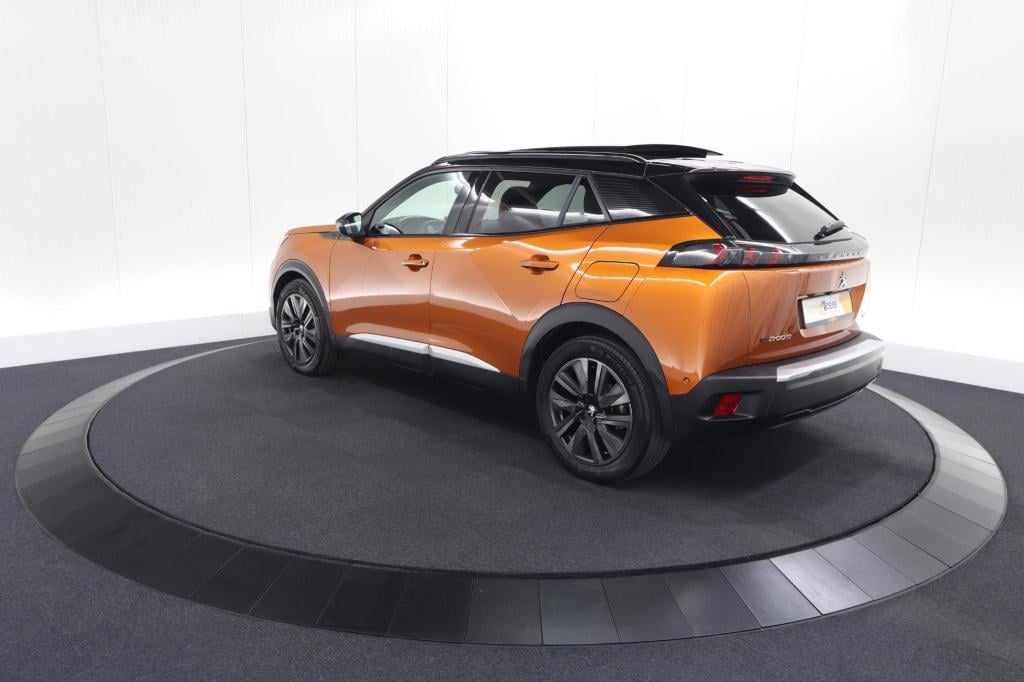 Peugeot E-2008 ev gt pack 50 kwh | 92,6% soh | panoramadak | adaptieve crui