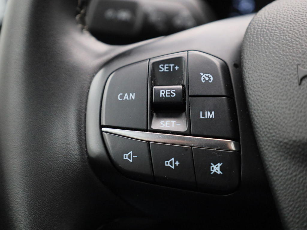 Ford Fiesta 1.0 ecoboost hybrid titanium | cruise control | climate control