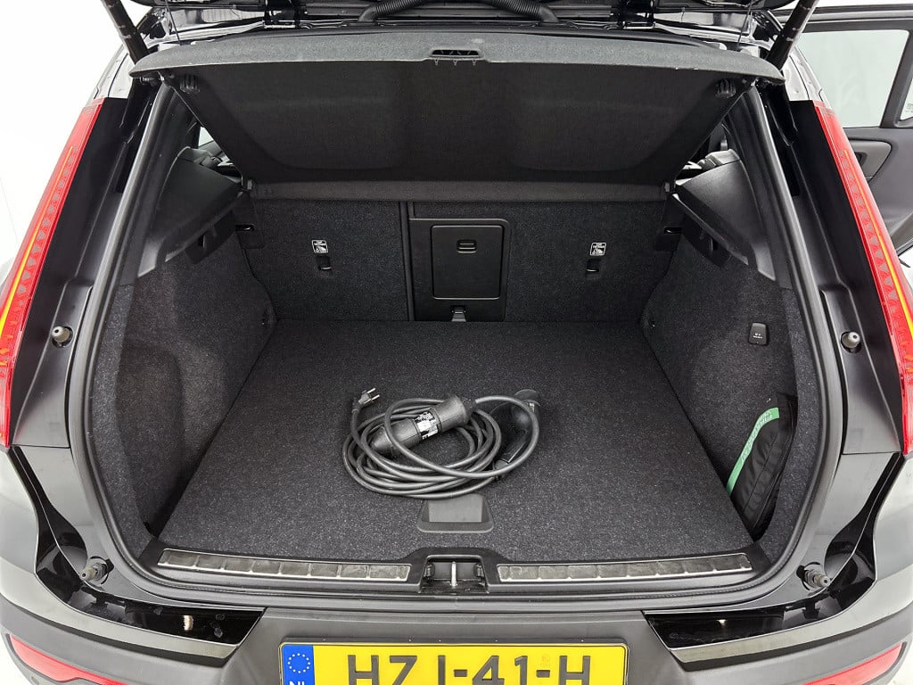 Volvo XC40 1.5 t4 recharge inscription key less | stoelverwarming |