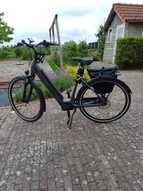 E Bike, vrijwel nieuw, weinig km gereden