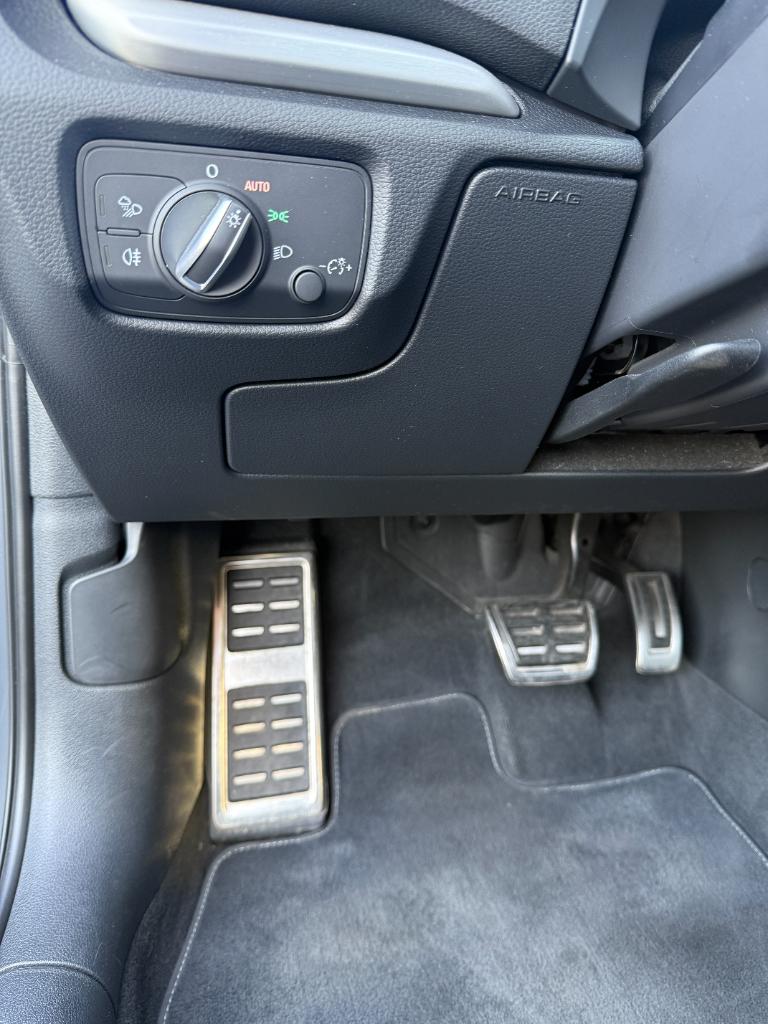 Audi A3 limousine 1.4 tfsi cod sport 3x s line edition