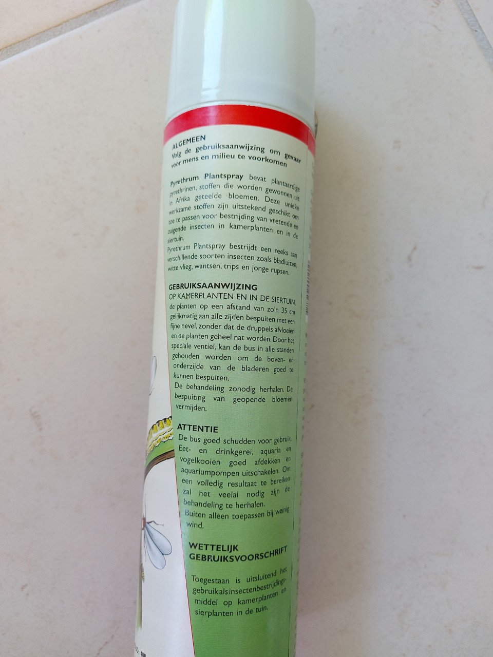 Spray tegen bladluis/ witte vlieg/ rupsen