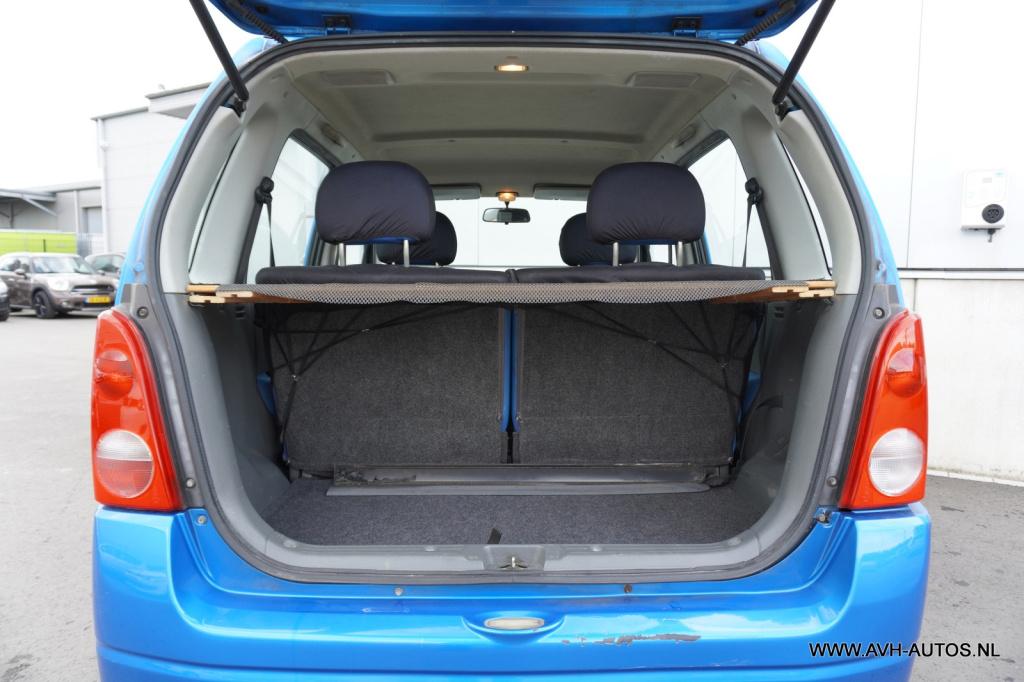 Opel Agila 1.2-16v comfort