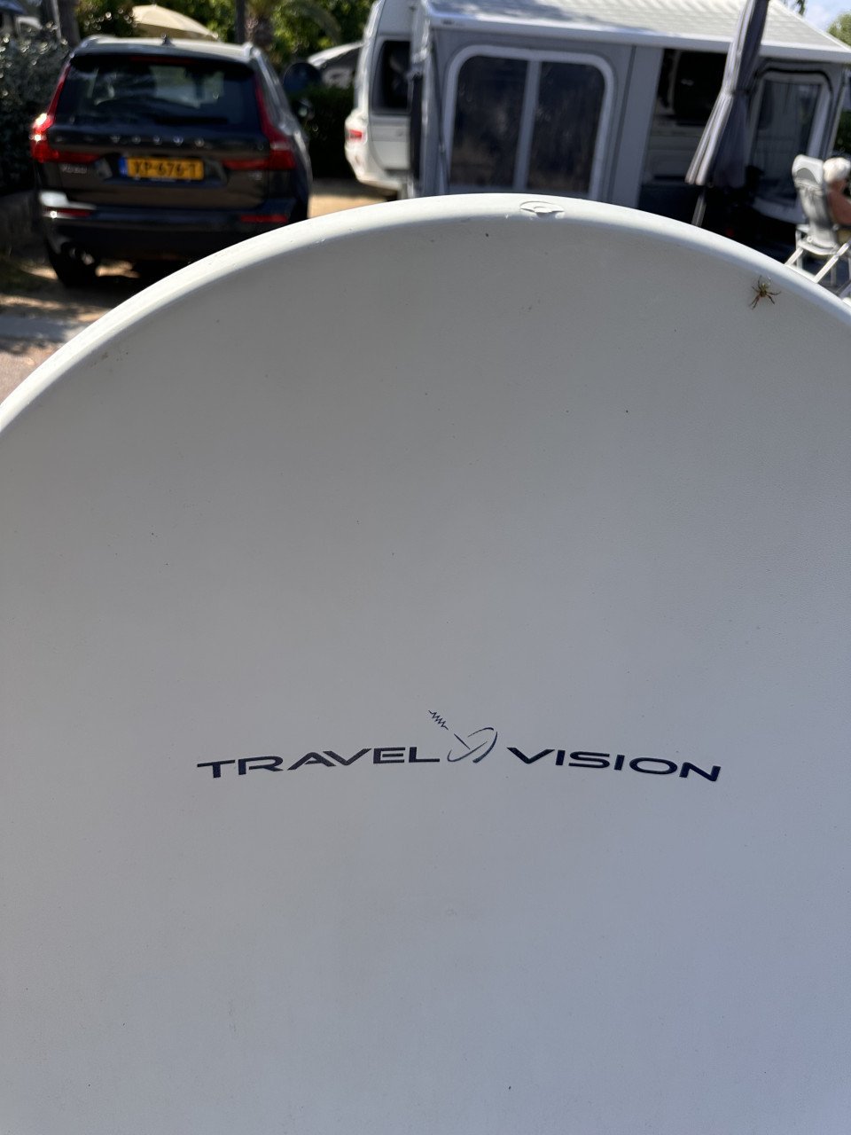 Vol automatische satelliet schotel