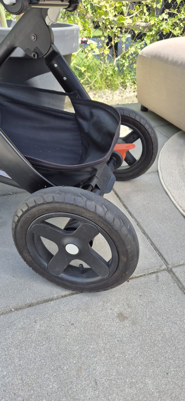 Stokke Trailz nette degelijke kinderwagen