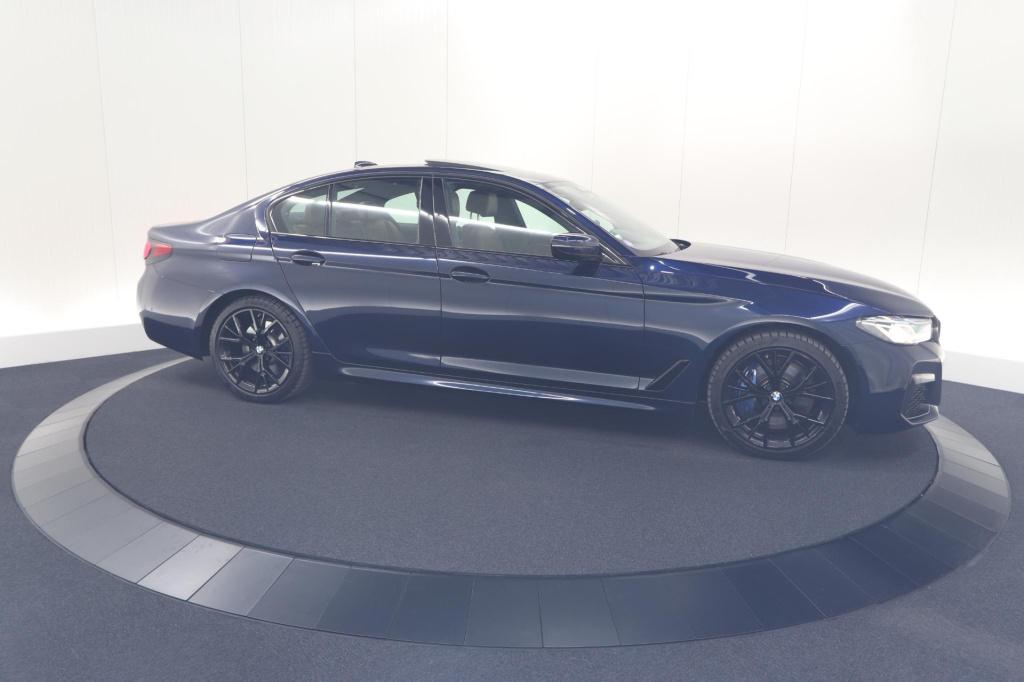 BMW 5 Serie 545e xdrive business edition plus | m sportpakket | driving ass