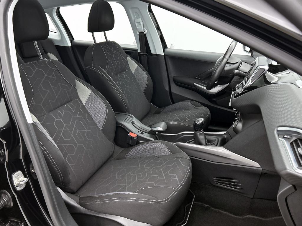 Peugeot 2008 82 pk active | rijklaar | panoramadak | lm velgen | navigatie 