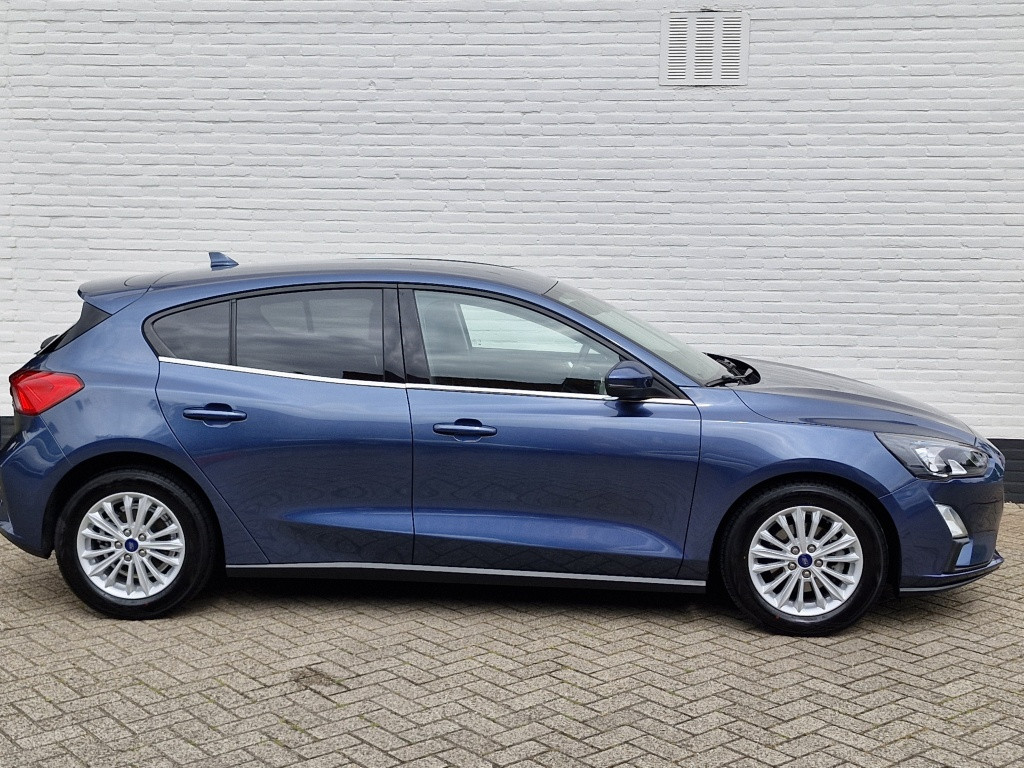 Ford Focus 125 pk ecoboost hybrid titanium x business