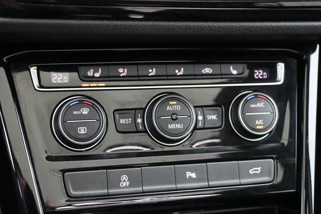 Volkswagen Touran 1.8 tsi highline 180pk dsg7