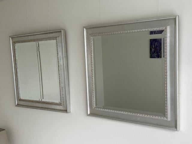 3 zilverkleurige spiegels 74 x 74 cm