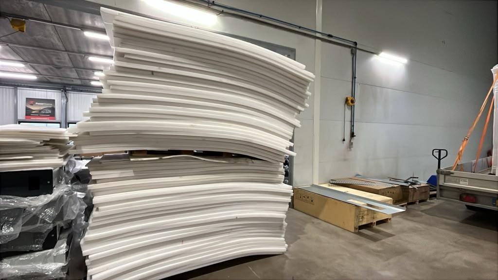 Verpakkingsmateriaal grote stukken foam 230x143 cm