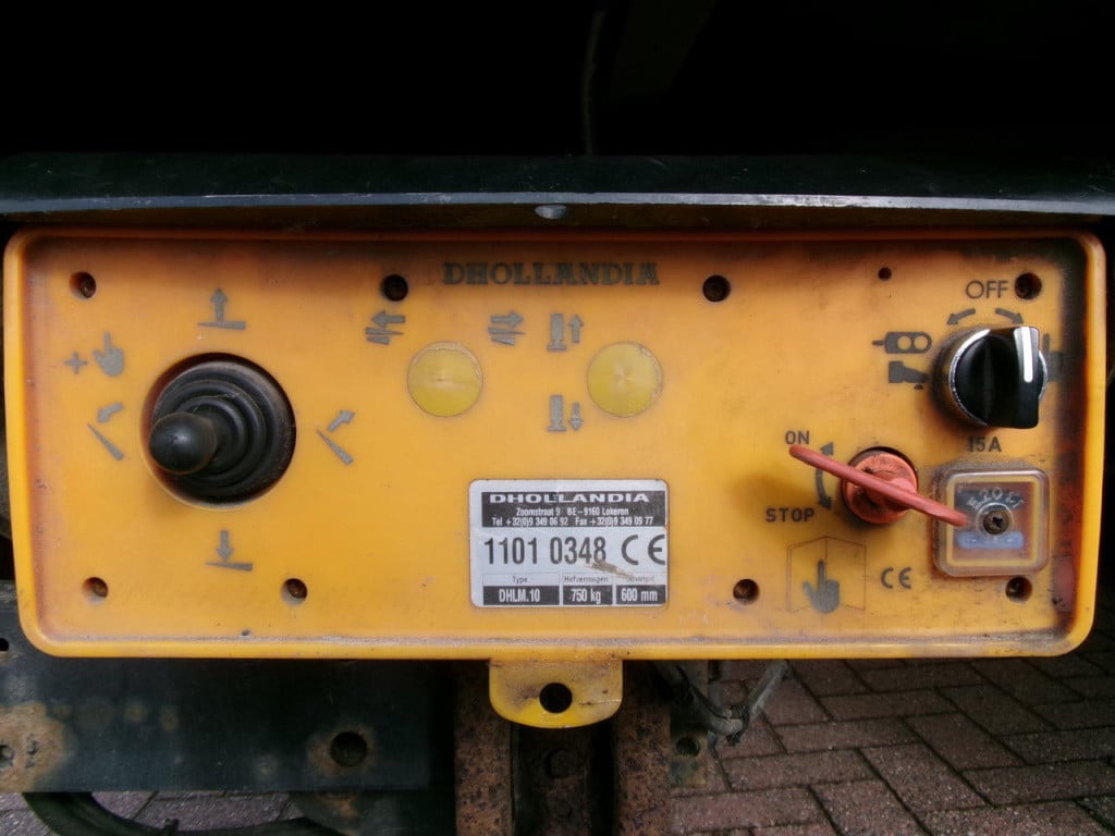 Iveco Daily (auto 02) 35c13 3-zits bakwagen + laadklep