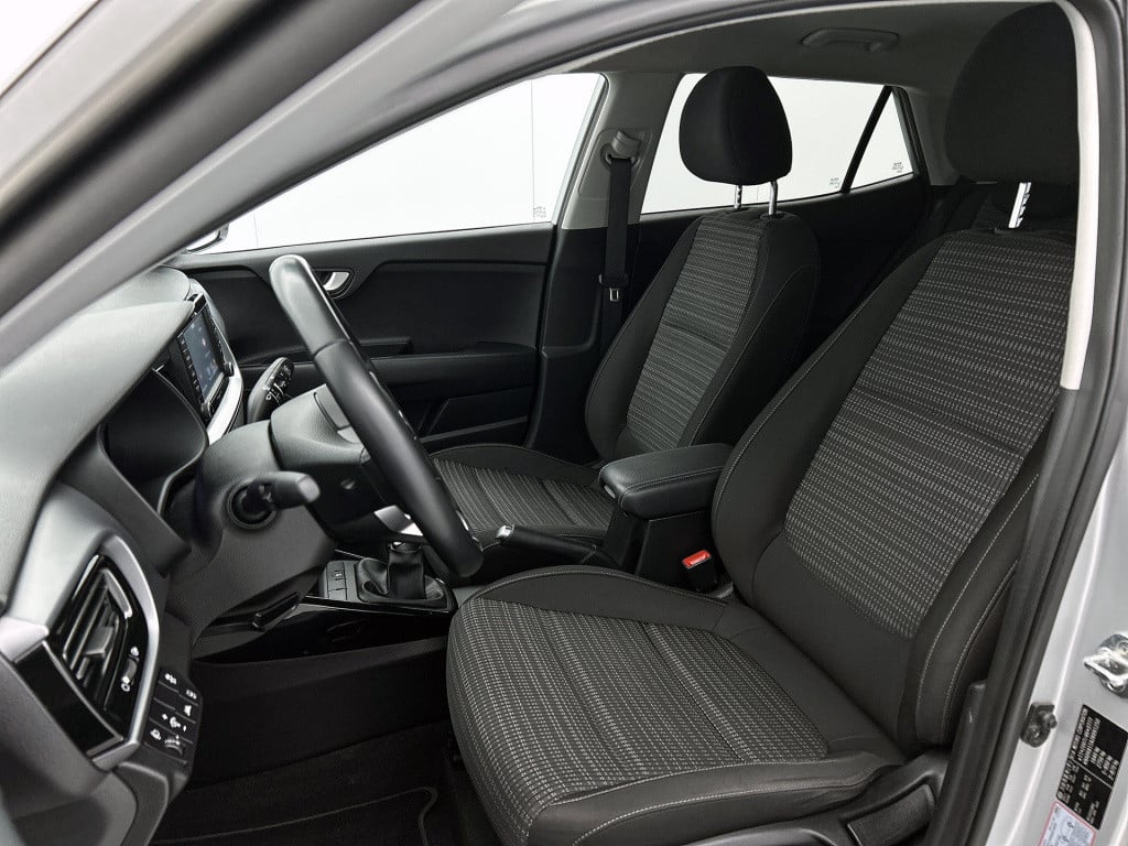 Kia Stonic 1.0 t-gdi dynamicline climate control | trekhaak